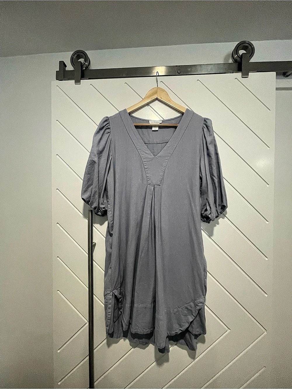 Anthropologie Puff Sleeve Mini Dress in Gray Size Medium Like New